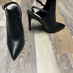 Steve Madden Black Stiletto Heels